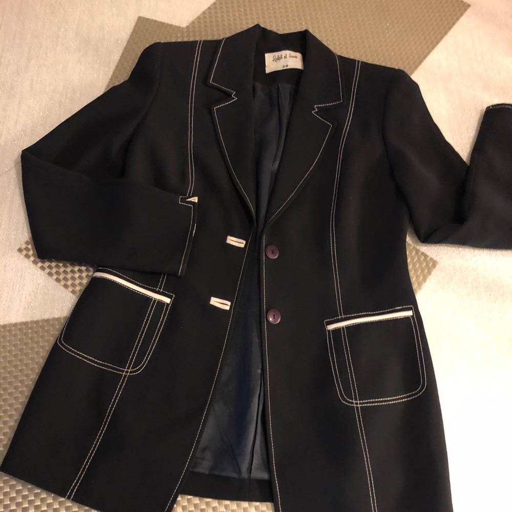 SALE🔴LIKE NEW BLAZER♥️NEW MARKDOWN